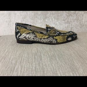 Sam Edelman yellow snake skin loafers sz 7